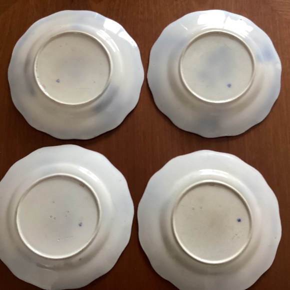 Wedgwood luncheon plates - Picture 2 of 3